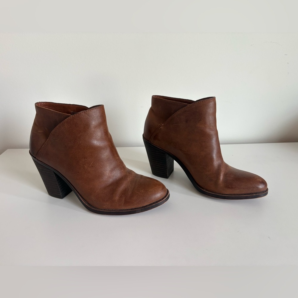 Lucky Brand Cognac Brown Leather Ankle Booties with Stacked Heel